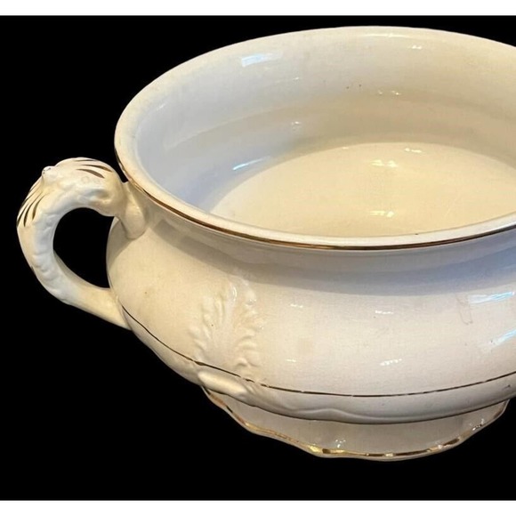 Vintage K.T. & K. Co Semi Vitreous Porcelain Camber Pot / Bowl / Soup Tureen - Picture 3 of 13